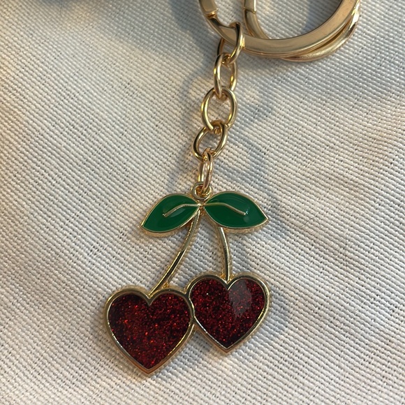 NEW black Pom with Rhinestone cherry heart charm luxury style keychain - Picture 5 of 6